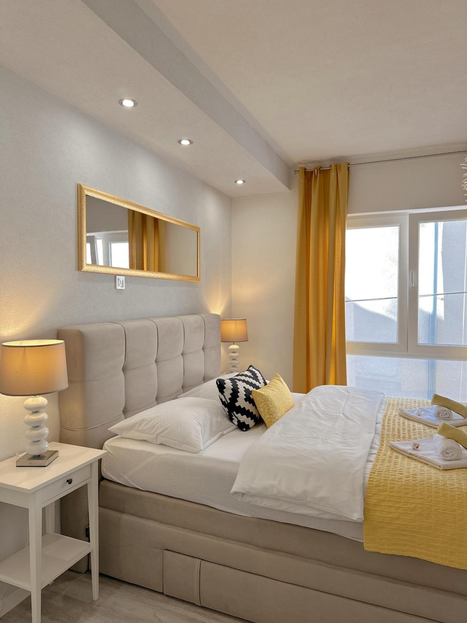 Anamari Apartments Zadar Exterior photo